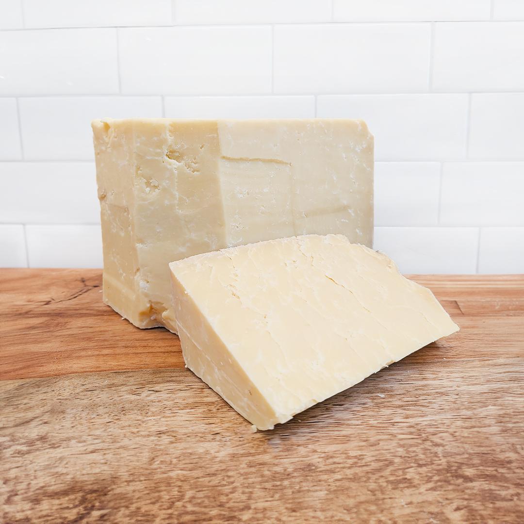 Quickes Vintage Cheddar 2023